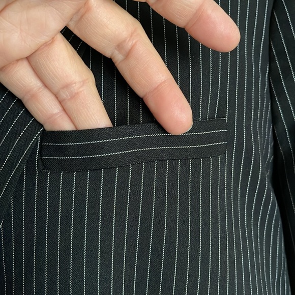 MNG Sz L Black Pinstriped Single Button Blazer - Picture 9 of 12